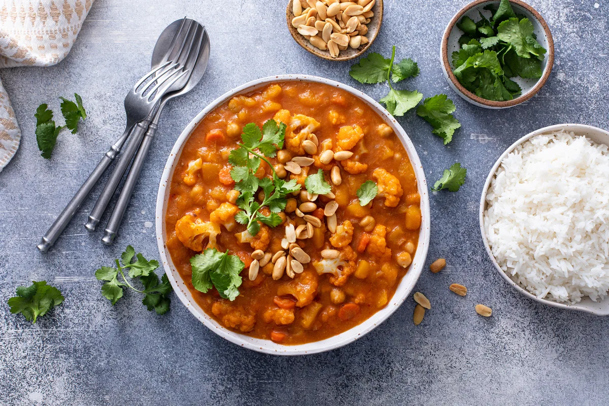 Blumenkohl-Kichererbsen-Curry mit Kürbis