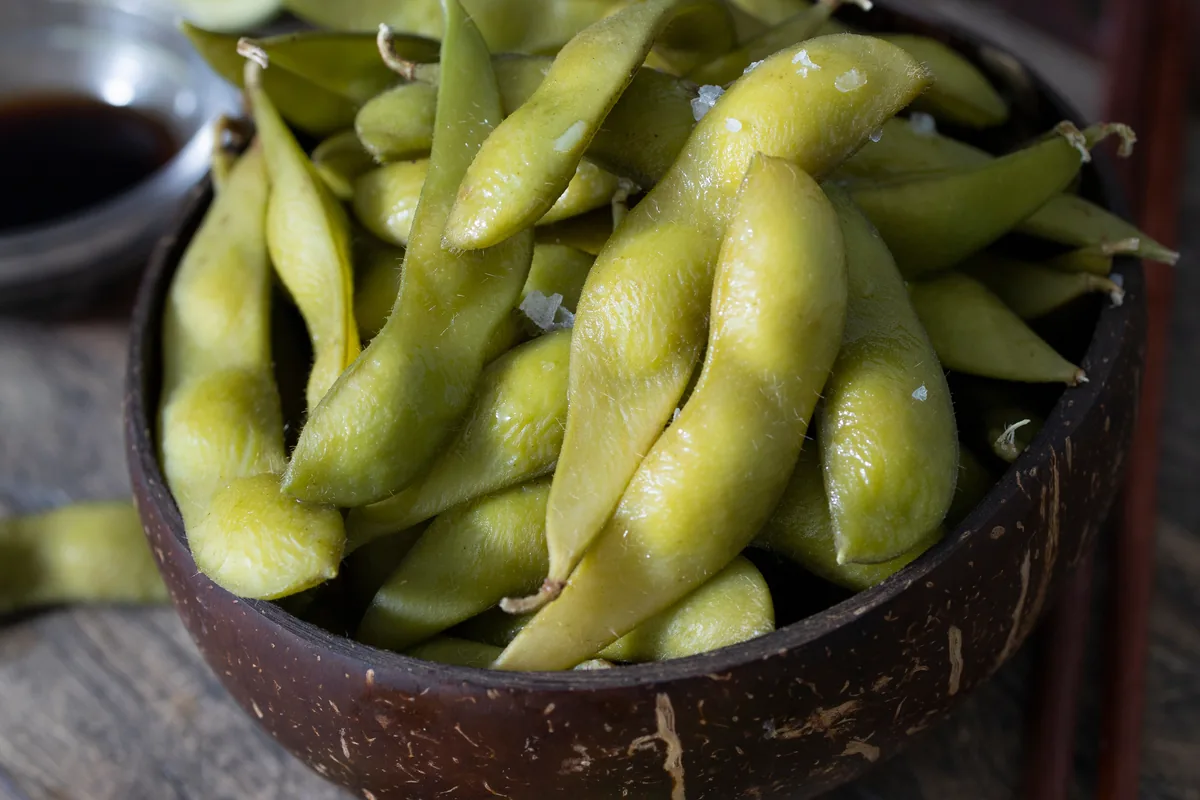 Edamame mit Meersalz