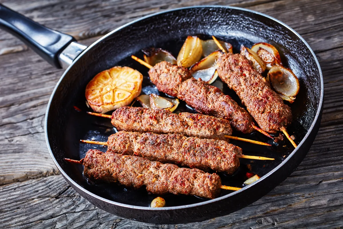 Kefta-Spieße mit Joghurt