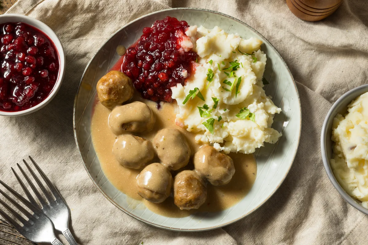 Köttbullar mit Kartoffelpüree
