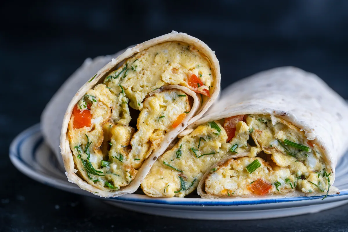 Omelett-Wraps mit Paprika und Feta