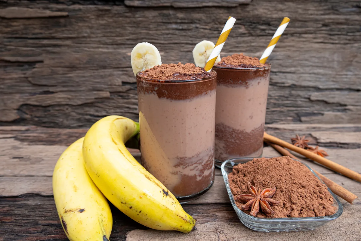 Schoko-Bananen-Shake mit Erdnussmus