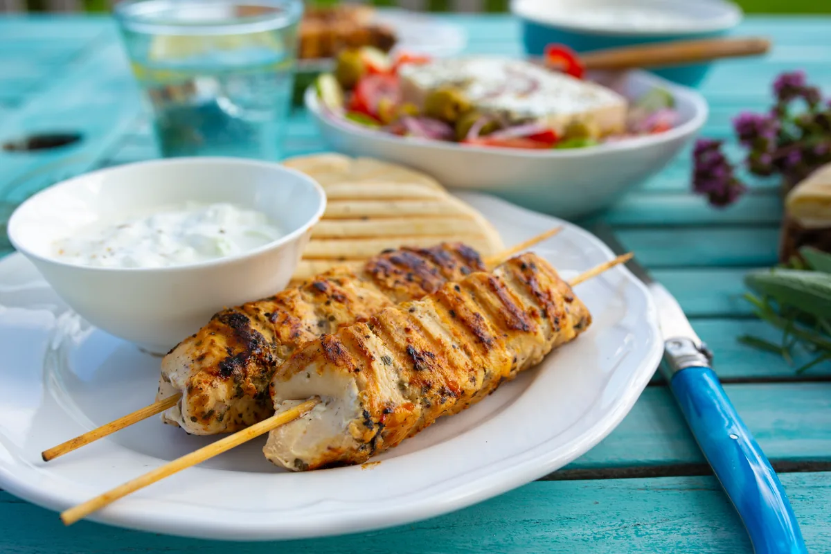 Hähnchen-Souvlaki mit Tzatziki