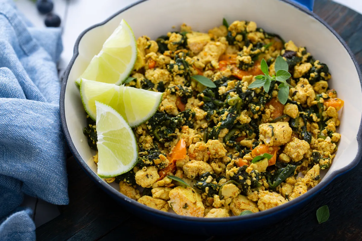 Tofu-Rührei mit Grünkohl