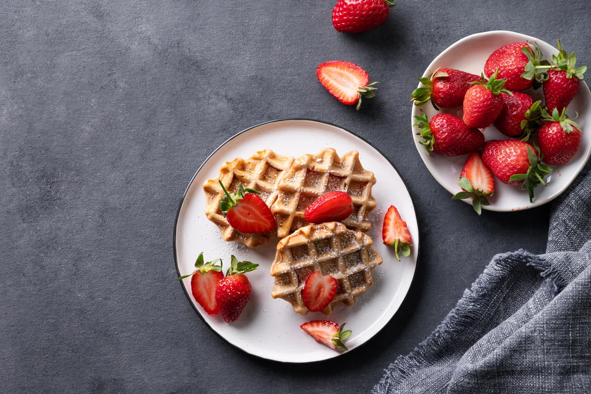 Waffeln mit Erdbeeren